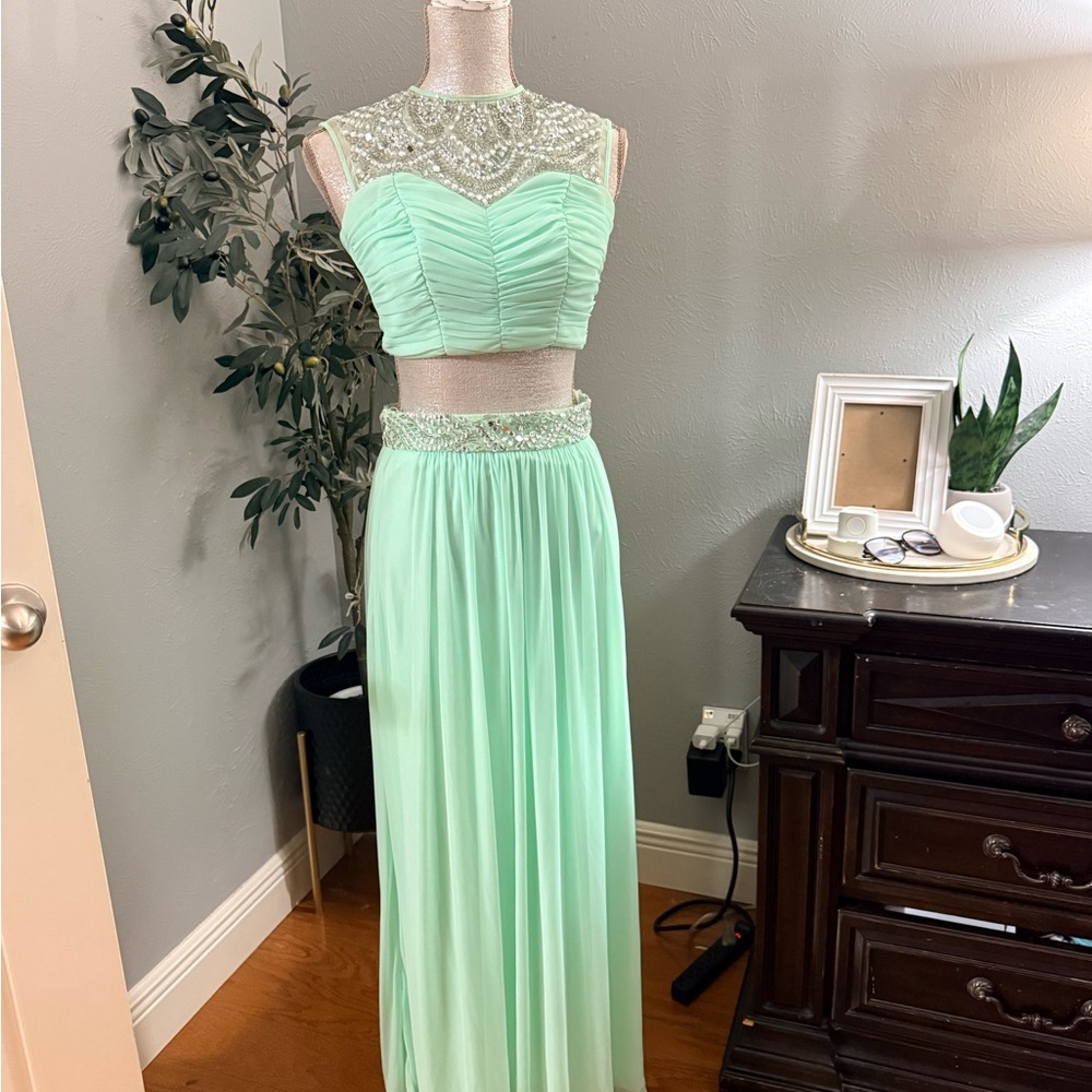 Embellished Mint Two-Piece Evening Dress